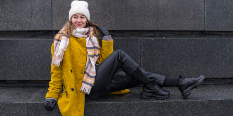 Von Herbst bis Winter: Damen-Übergangsjacken, die Sie stilvoll durch die kühle Saison bringen