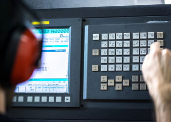 Technische Kriterien beim Kauf einer gebrauchten CNC-Drehmaschine in NRW