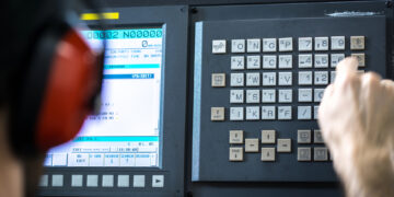 Technische Kriterien beim Kauf einer gebrauchten CNC-Drehmaschine in NRW